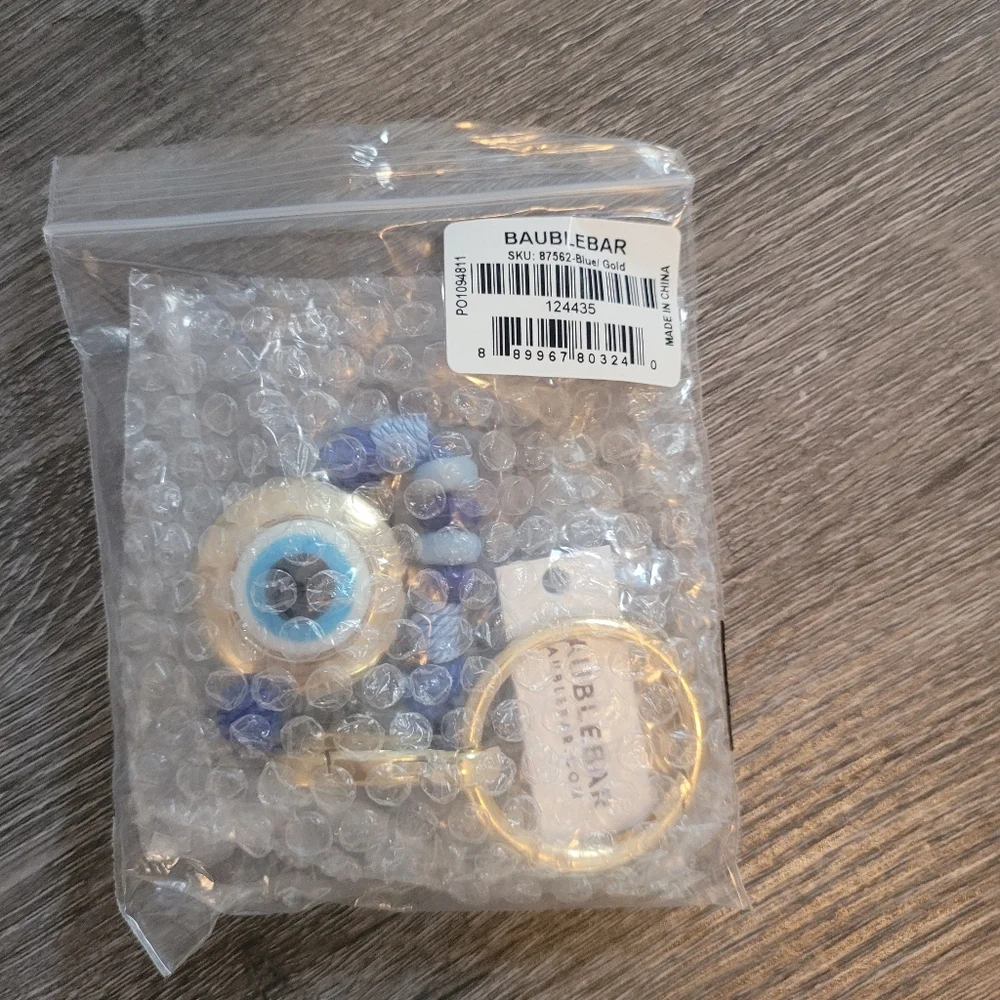 NWT 🩷🧿💚 BaubleBar Evil Eye Beaded Gold and Blue Bag Charm - Picture 2 of 3